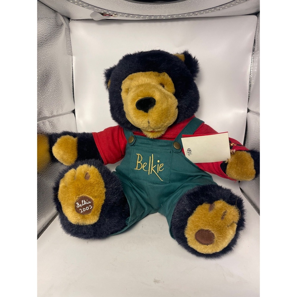 2002 BELKIE TEDDY BEAR GREEN OVERALLS REDSHIRT CHRISTMAS PLUSH STUFFED ANIMAL